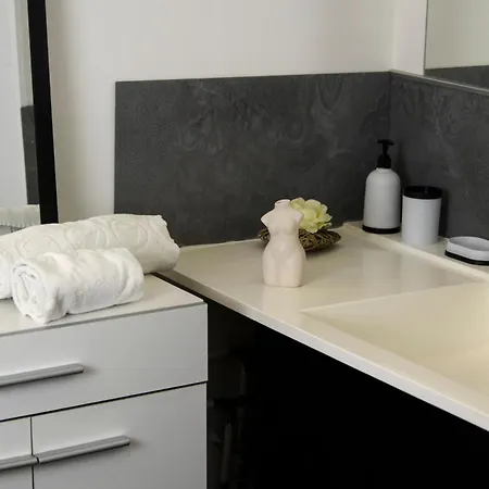 דירה La Domus Lemaitre 9 - Parking - Tv - Wifi - Belgique *