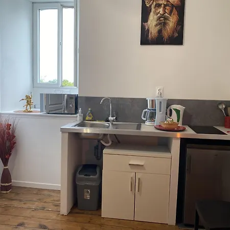 La Domus Lemaitre 9 - Parking - Tv - Wifi - Belgique Apartamento Bavay